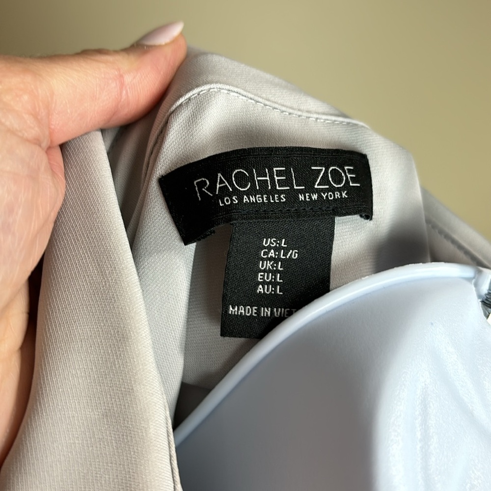 Sleeveless blouse - Picture 8 of 8